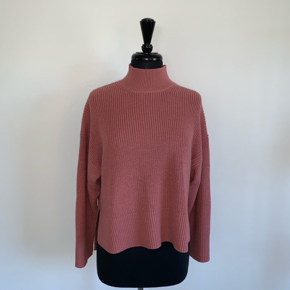 EXPRESS Dolmain Sleeve Mock Turtleneck Sweater
